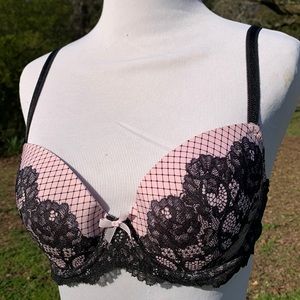 Victoria’s Secret Dream Angels 34C Lined Demi Lace Print Bra